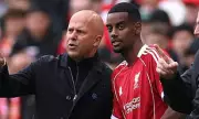 Arne Slot's Alexander Isak Fitness Dilemma at Liverpool