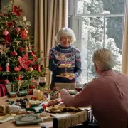 Dobbies £5 Christmas Offer: Save on Trees & Decorations