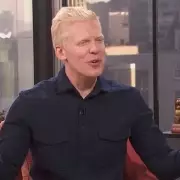 Doctor's Cold Remedy Verdict: Honey Yes, Onions & Garlic No