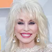 Dolly Parton Reassures Fans with Virtual Oscar Win After Health Scare