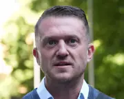 Far-Right Activist Tommy Robinson Cleared of Terror Charge After Phone Code Standoff