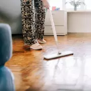 Forget Expensive Cleaners: This 65p Household Staple Leaves Floors Gleaming and Homes Smelling Fresh