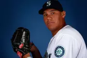 Former MLB Pitcher Yoervis Medina Dies Suddenly at 31 From Heart Attack