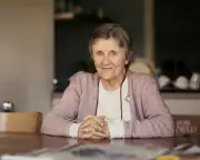 Helen Garner's Intimate Diaries Clinch Prestigious Baillie Gifford Prize for Non-Fiction