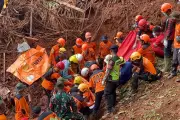 Indonesia Landslide Death Toll Rises to 23 as Rescue Efforts Intensify