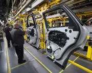 Jaguar Land Rover Fuels UK Manufacturing Renaissance as PMI Hits 18-Month High