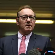 Kevin Spacey Claims He's Homeless After Hollywood Exile