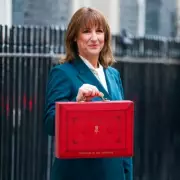 Kinnock Hails Labour's Budget for Reversing Tory Injustice on Child Poverty