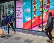 Klarna AI Drive Halves Staff Numbers and Boosts Pay by 60%