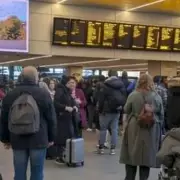 Leeds Station Chaos: 'Do Not Travel' Warnings After Major Signal Fault