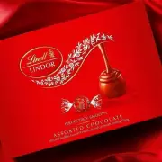 Lindt's 40-Piece Christmas Chocolate Box Drops Below £30