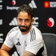 Man Utd's Amorim defends tactics after Everton defeat as triple loan decision looms