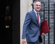 Minister Compares Nigel Farage to Enoch Powell Over Economic Woes