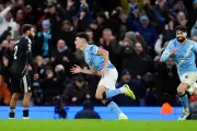 Phil Foden's Dramatic Double Seals 3-2 Man City Win Over Leeds