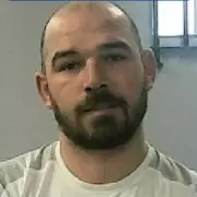 Prison Service Blunder: Dangerous Criminal Wrongly Freed in Major Security Breach