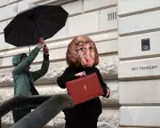 Reeves' Budget Ignores Brexit's £30bn Hole in UK Economy