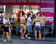 Schoolies Week 2025: Gold Coast's Teen Rite of Passage Sees Cultural Shift