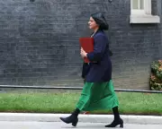 Shabana Mahmood faces Labour revolt over 'modest' asylum plans