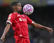 Slot Considers Starting Isak Despite Fitness Concerns for Liverpool