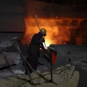 Starmer Unveils £400m Deals for UK Trains, Planes and Submarines