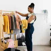 Stop Ruining Your Clothes! The DIY Spray That Could Save Your Wardrobe and the Planet