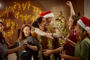 Survive Christmas Parties: 5 Expert Tips for Health & Wellbeing