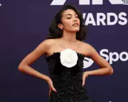 Ticketmaster Refunds Olivia Dean Fans Over Resale Controversy