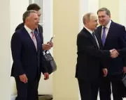 Trump Envoy Advised Kremlin on Ukraine Peace Deal, Reports Reveal