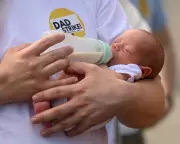 UK's Paternity Leave Crisis: MPs Tell Dad Jokes to Protest Class Divide