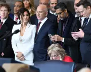 US Billionaires' Wealth Soars by £698bn in Single Year as Inequality Gap Widens