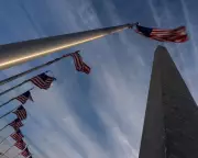 US Government Shutdown Looms as Trump and Democrats Clash Over Border Wall Funding