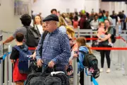 US Thanksgiving Travel Chaos: 2,000+ Flights Disrupted by Storms