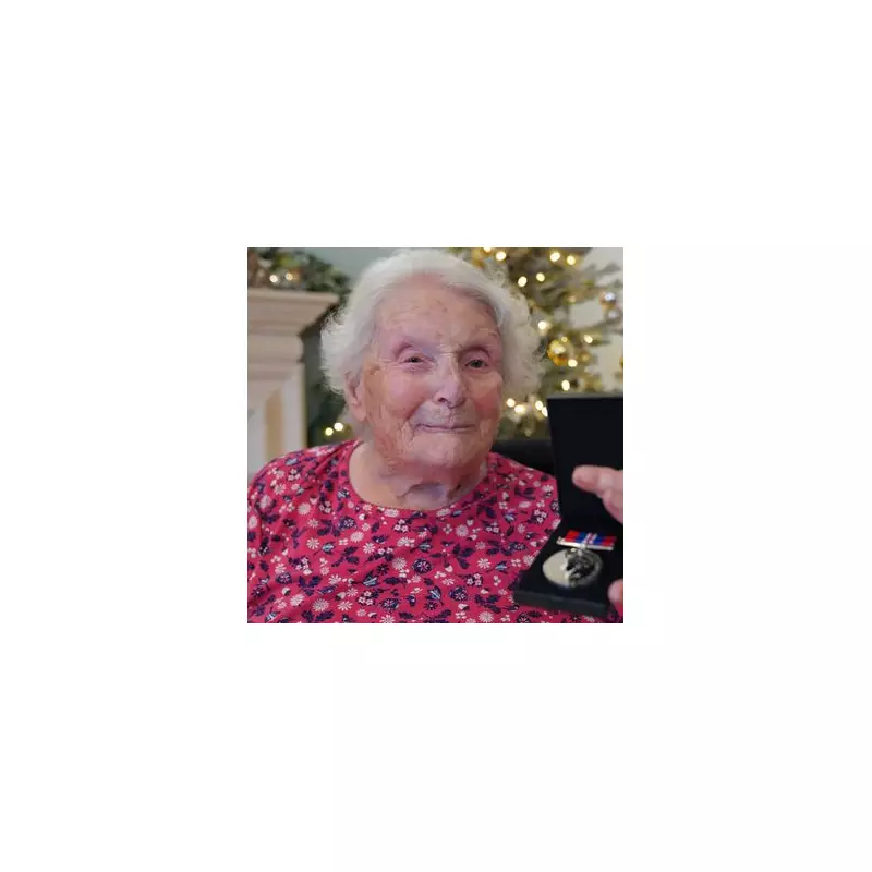 102-Year-Old WW2 Navy Wren Janet Patterson Honoured with Medal After 80-Year Wait