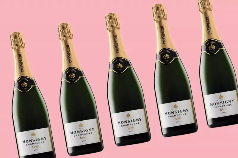 Aldi's £15 Champagne Earns Expert Praise as Festive Bargain
