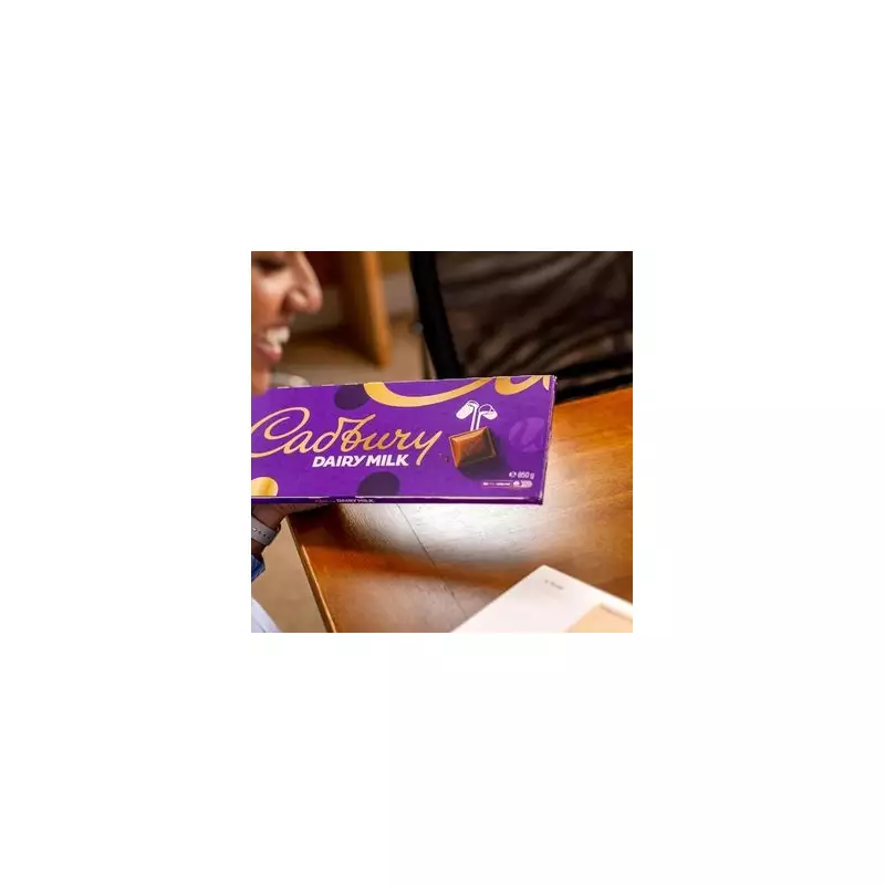 Amazon's 25% Off Cadbury Dairy Milk Bar Beats Tesco's Christmas Price