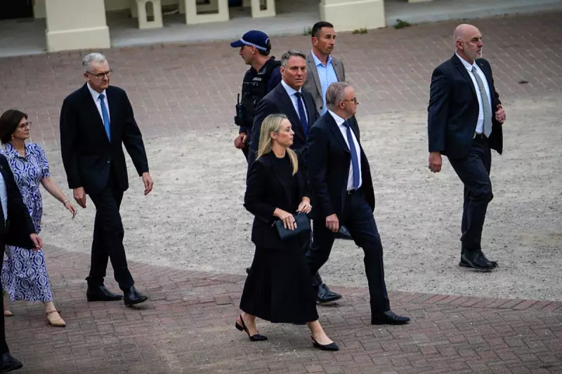 Australian PM Booed at Bondi Vigil as Government Launches Intelligence Review