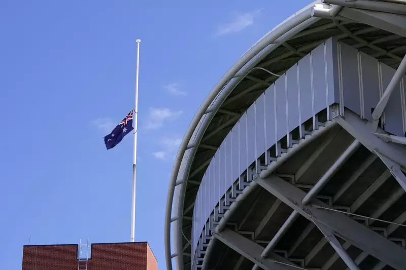 Australia's Boxing Day Test to Proceed as Tribute After Bondi Tragedy