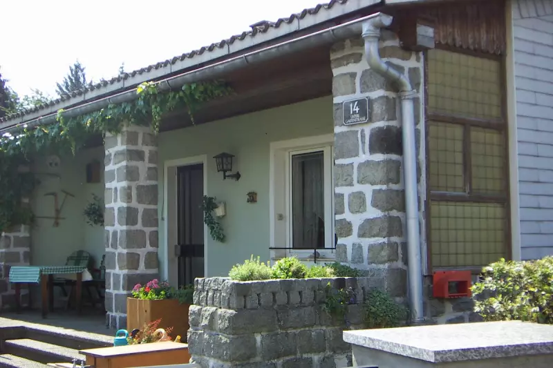 Austria Outraged as Ex-Nazi Camp Brothel Marketed as 'Fixer Upper'