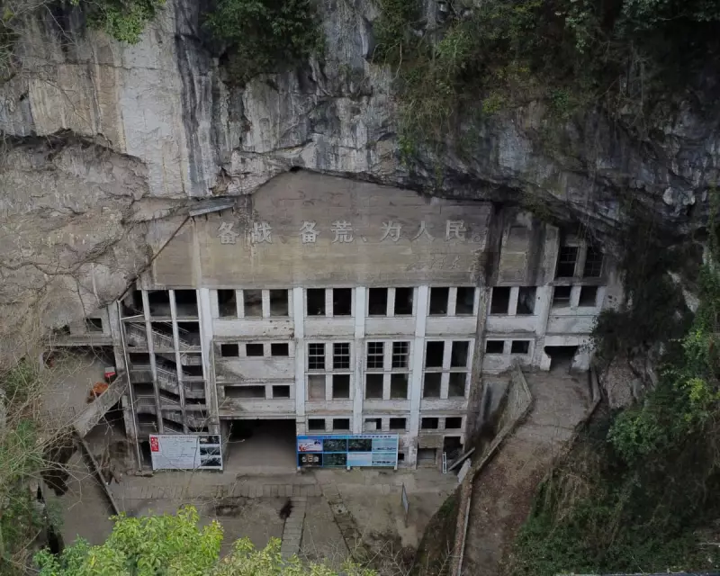 Batman-Style Caves & 'Big Roof' Battles: China's Hidden Architectural Revolution