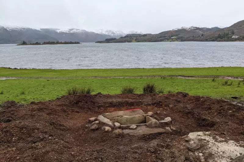 Bronze Age Burial Chamber Rediscovered on Bute Reveals Two Ancient Scots