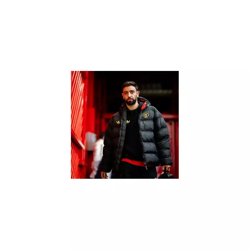 Bruno Fernandes' Man Utd transfer bombshell as club eyes £70m midfield duo