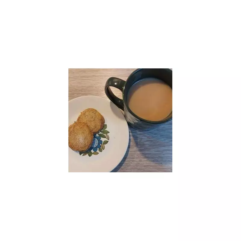 Ditch Gingerbread: 4-Ingredient Festive Shortbread Bakes in Just 16 Minutes