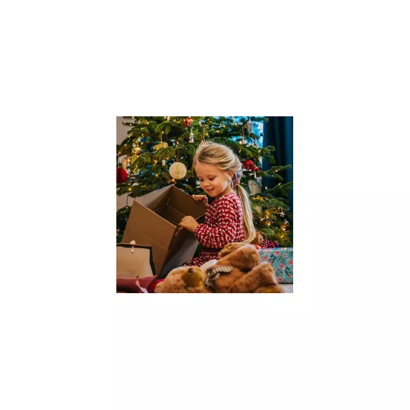 Expert's Top Tips to Slash £200+ Off Your Christmas Costs This Year