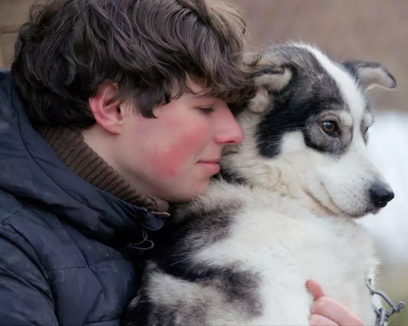 Folktales documentary: Norwegian school swaps social media for Arctic survival