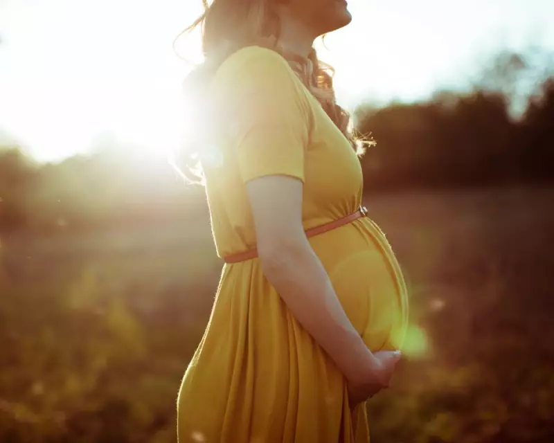 Freebirthing on the Rise: Understanding the Risks and Maternal Choices