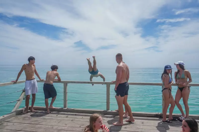 Global Snapshot: From Adelaide Heat to Trump-Zelenskyy Talks in Florida