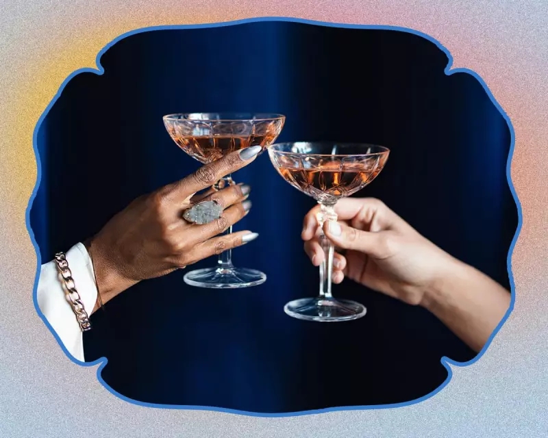 How to Be the Perfect Holiday Guest: Four Essential Rules from an Expert