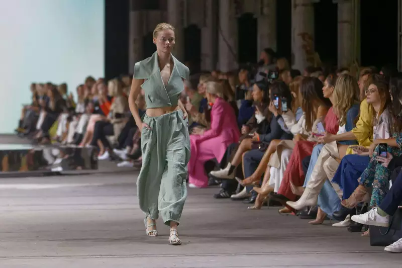 How to Style Balloon Pants: 4 Expert Tips for a Chic Winter Look