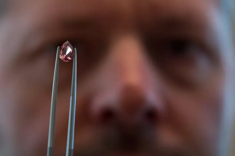 Indian Shopkeepers Unearth £50,000 Diamond, Prioritise Sisters' Weddings