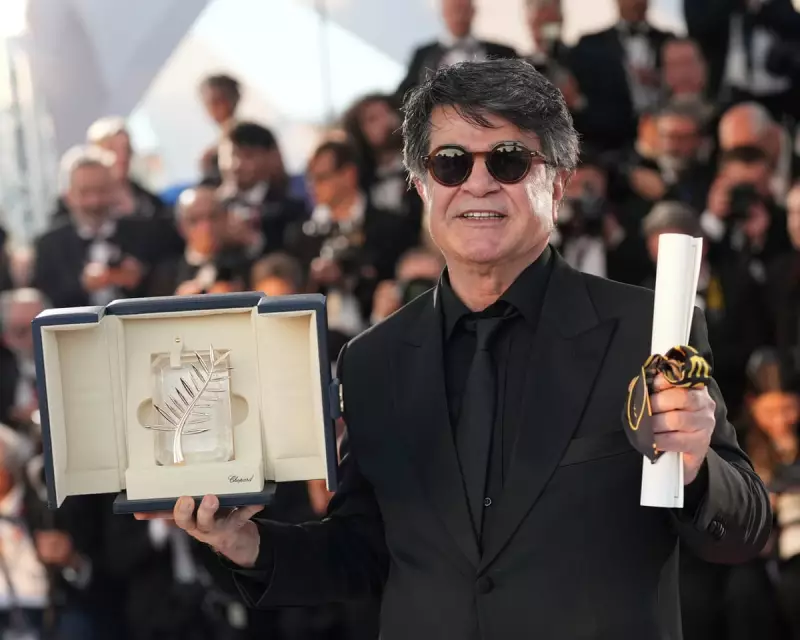 Iran Sentences Award-Winning Director Jafar Panahi to Prison